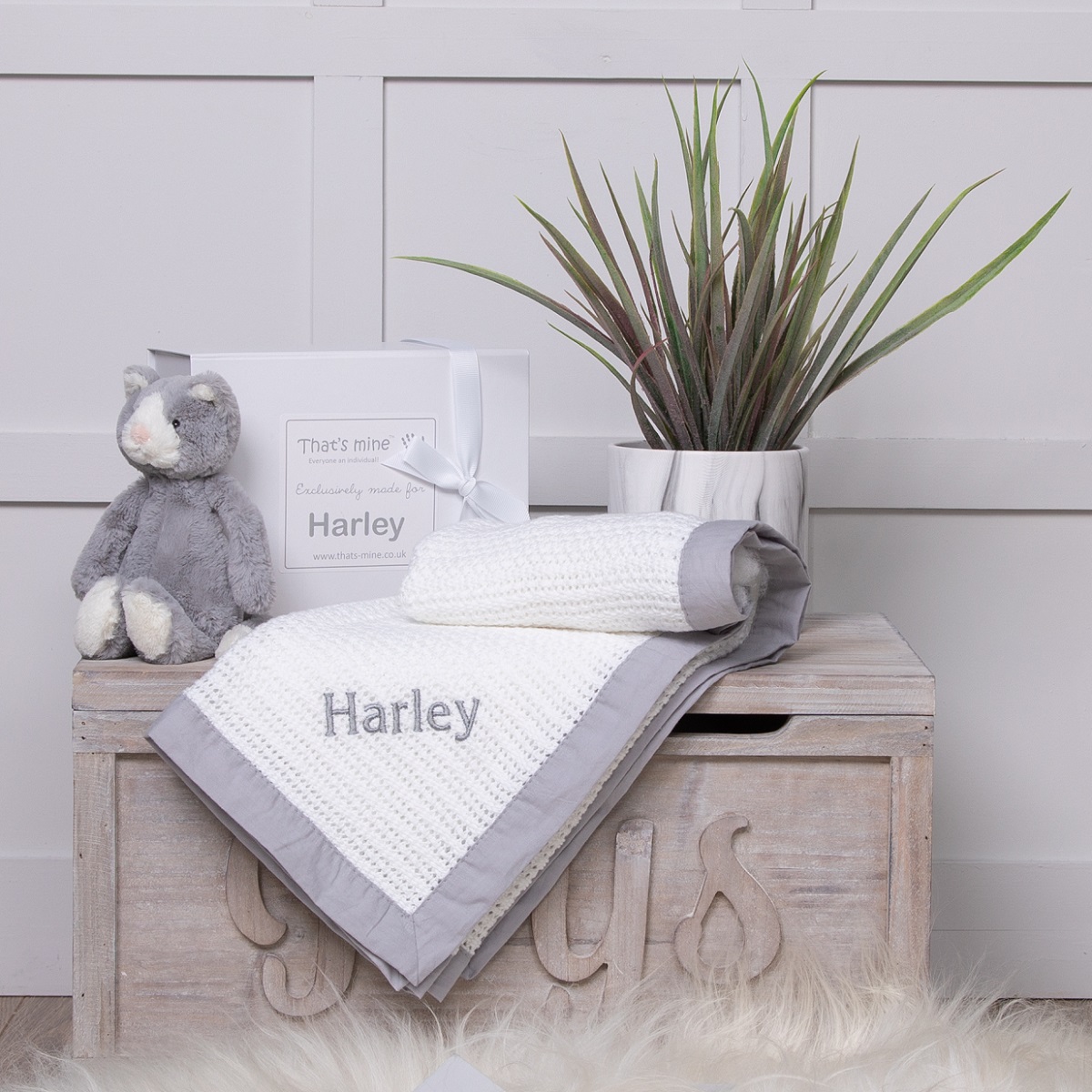 Ziggle personalised white cellular baby blanket with grey trim That's