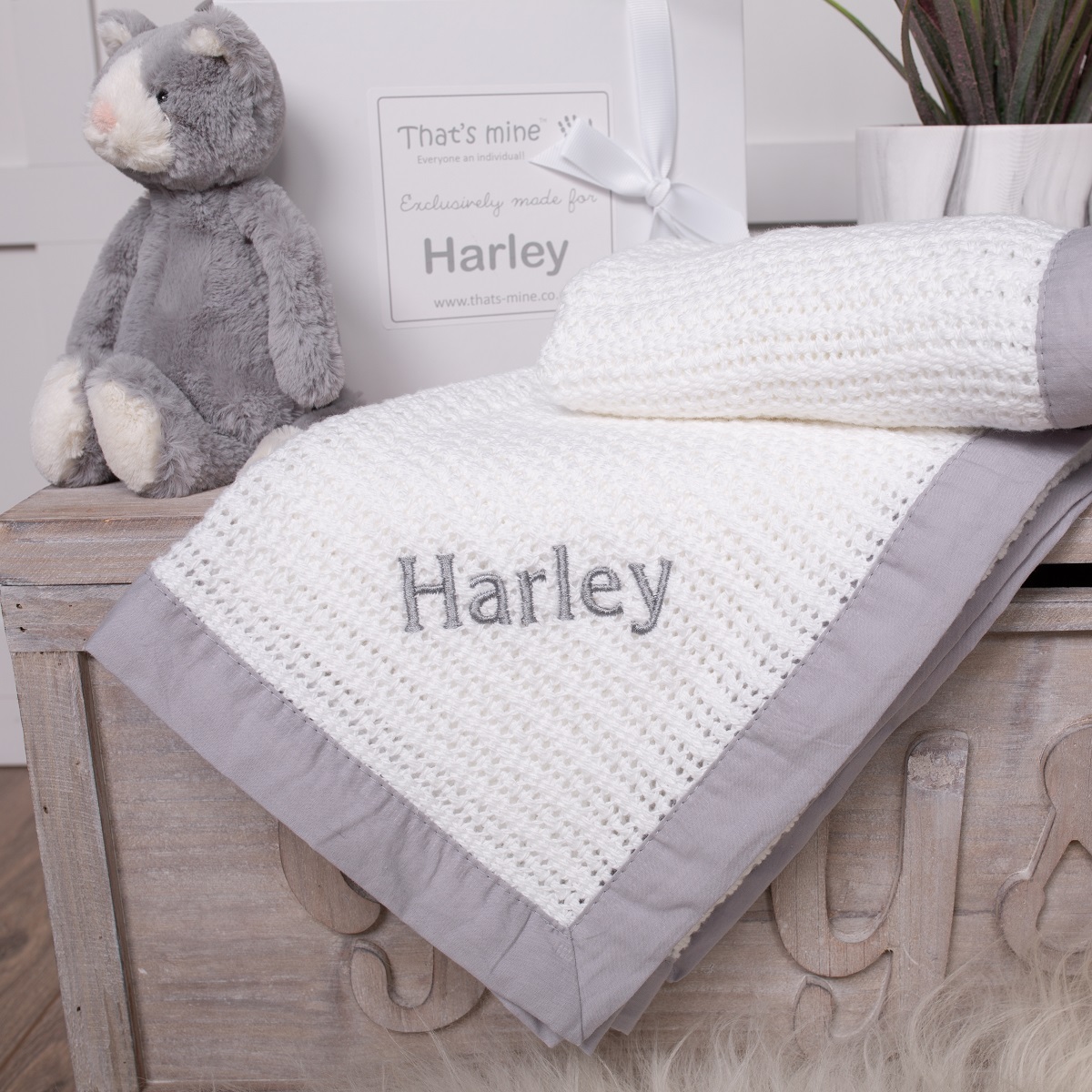 Ziggle personalised white cellular baby blanket with grey trim That's