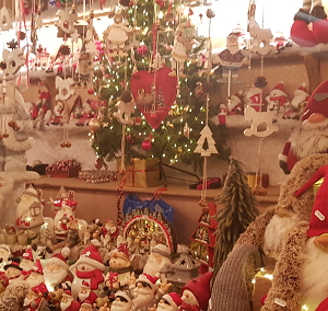 manchester christmas market stall decor