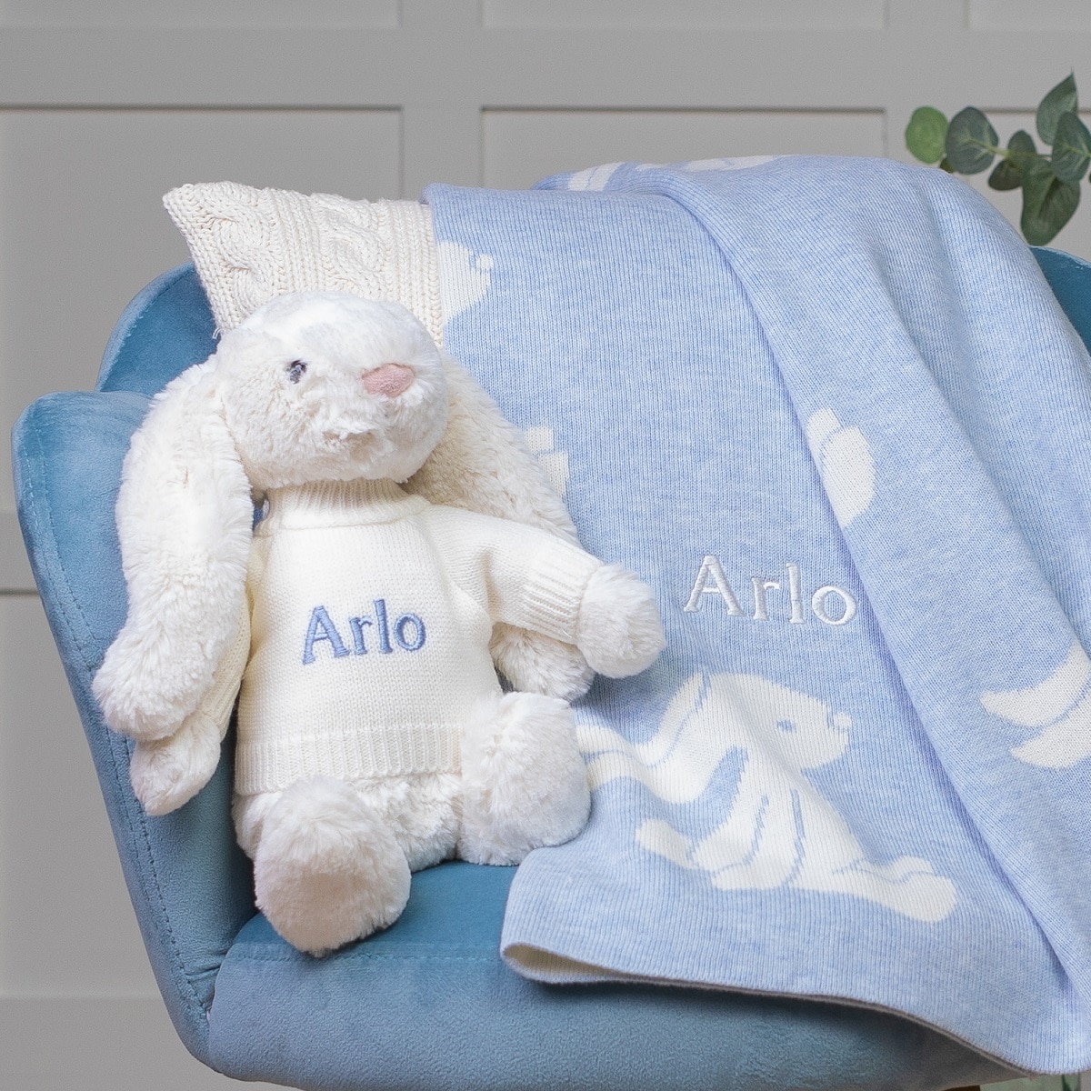 Baby Gift Sets That's mine Personalised Embroidered Gifts