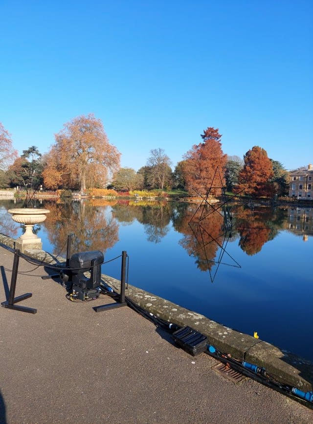 lake in Kew Gardens london