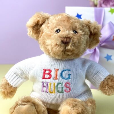 Keeleco recycled small Dougie gift bear soft toy with ‘Big Hugs’ jumper For Babies 3