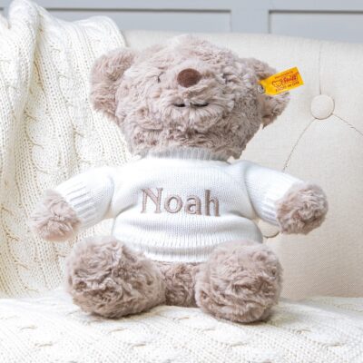 Personalised Toffee Moon luxury cable baby blanket and Steiff honey bear gift set 3