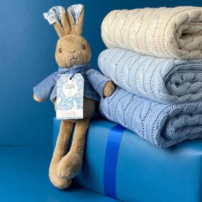 Toffee Moon personalised luxury cable baby blanket and Signature Collection Peter Rabbit soft toy Baby Gift Sets 2