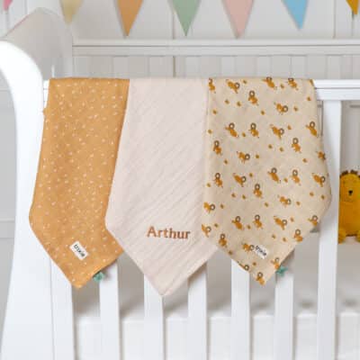 Personalised Trixie Lively Lion 3 pack muslin cloths Comforters and Soothers 2