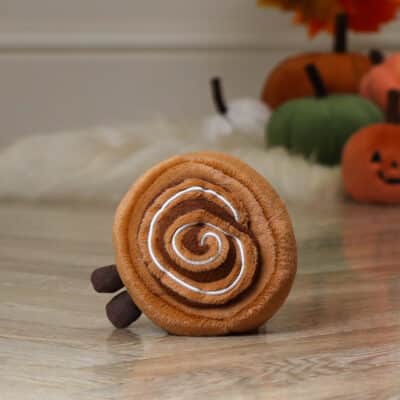 Jellycat amuseables cinnamon bun soft toy Halloween Gifts 2